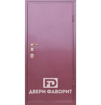 Одностворчатая входная дверь окрашенная цинкогрунтом в коттедж