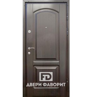 Дверь с отделкой филенчатым МДФ