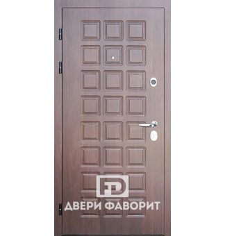 Дверь стальная в загородный дом
